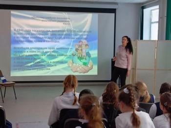 Урок правовых знаний «Права знай – обязанности соблюдай». Урок правовых знаний «Права знай – обязанности соблюдай».