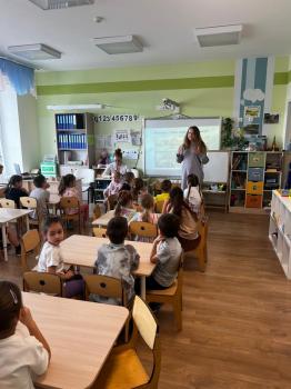 Экологический час «Возникновение жизни на Земле» 0+