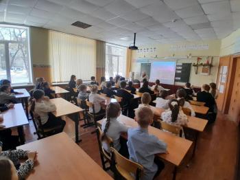 Виртуальная прогулка «Площадь полководца…» (к 120-ю И.Д.Черняховского)