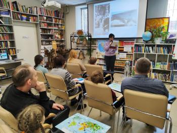 Интерактивный урок «Почему белые медведи и пингвины живут на разных полюсах» Интерактивный урок «Почему белые медведи и пингвины живут на разных полюсах»