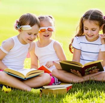 Игровая праздничная программа к Году семьи и Международному дню защиты детей «Планета под названием Детство»