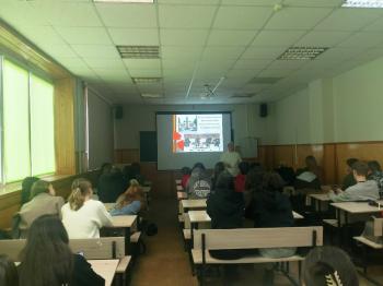 Патриотический вечер «Восставший из руин»