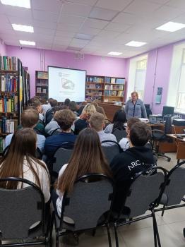 Библиотечный урок «Электронные ресурсы в помощь учебе»