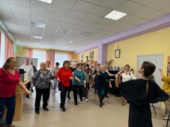 Библио-ритмика «Танцы от нас – здоровье для вас»