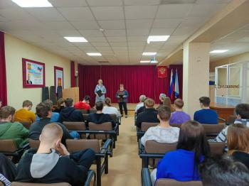 Патриотический урок «Они прошли по той войне…»