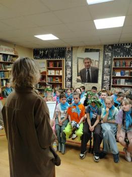 Фольклорный праздник «Троицу гуляем – лето встречаем!» Фольклорный праздник «Троицу гуляем – лето встречаем!»