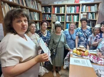 Урок народной культуры и традиций «Август - месяц трех Спасов» Урок народной культуры и традиций «Август - месяц трех Спасов»
