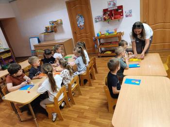Беседа с мастер-классом на тему «Кто ты, милый Чебурашка?». Беседа с мастер-классом на тему «Кто ты, милый Чебурашка?».