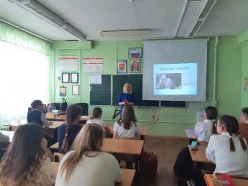 Литературный урок «Безумство храбрых воспевая»