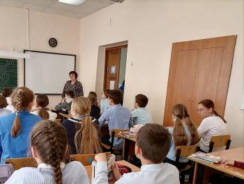 Литературно-поэтическая композиция «Жизнь прожить…» 