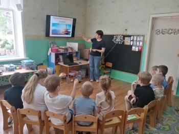 Познавательно-игровой час «День Солнца празднует планета» 0+
